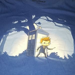Blue dr who tee